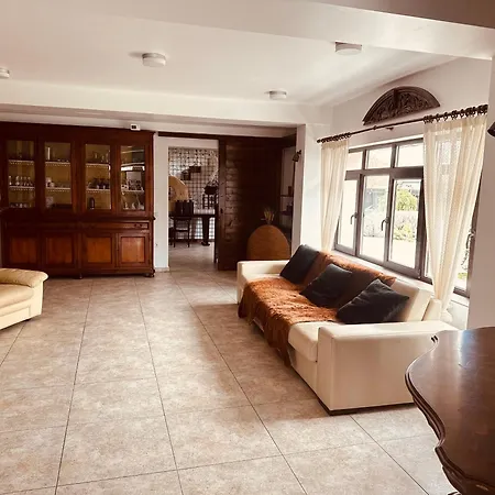 Guest house Casa Pisica Noastra *
